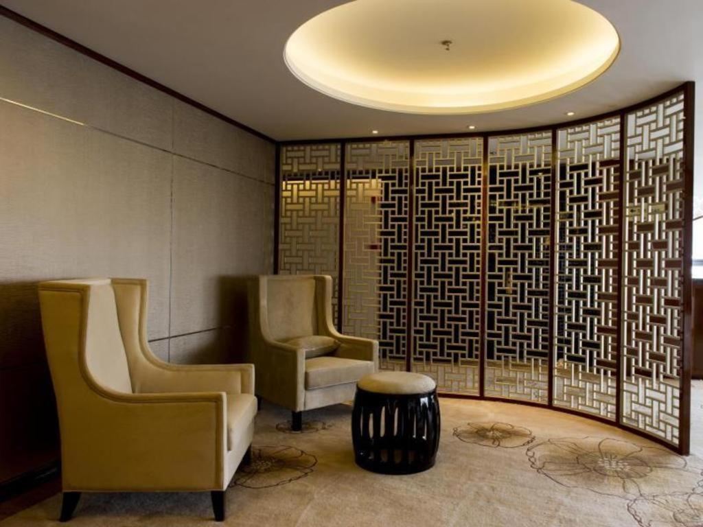 Yang Peng Jin Jiang Hotel Yangzhou Exteriör bild